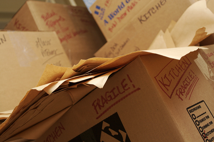 Moving boxes by Mpopp / Flickr