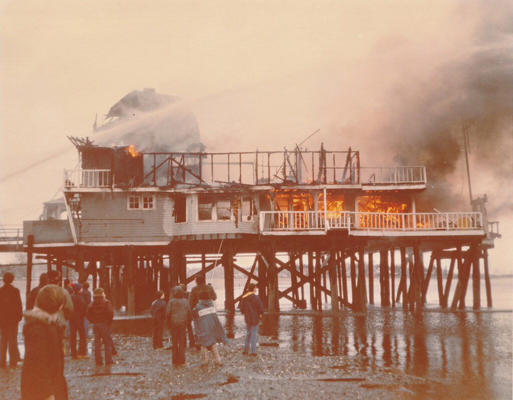 The fire at the Squantum Yacht club in November 1976